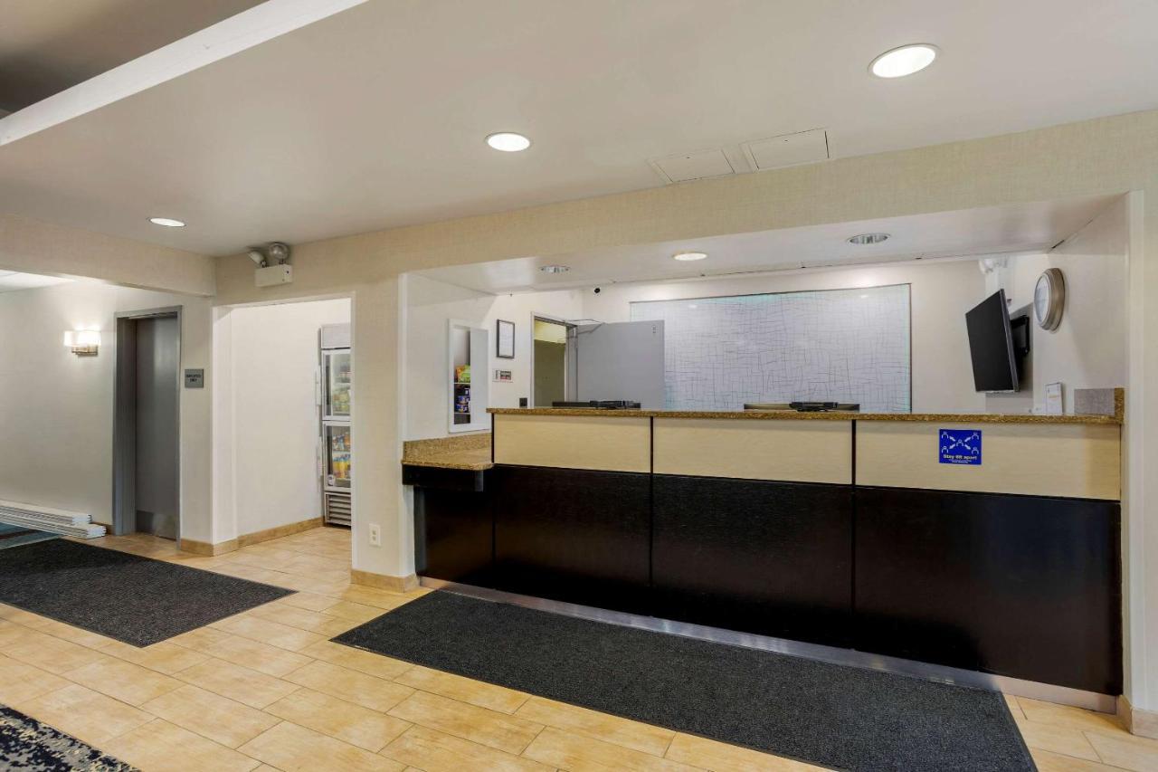 Comfort Inn & Suites Mt Laurel-Philadelphia Маунт-Лорел Екстер'єр фото