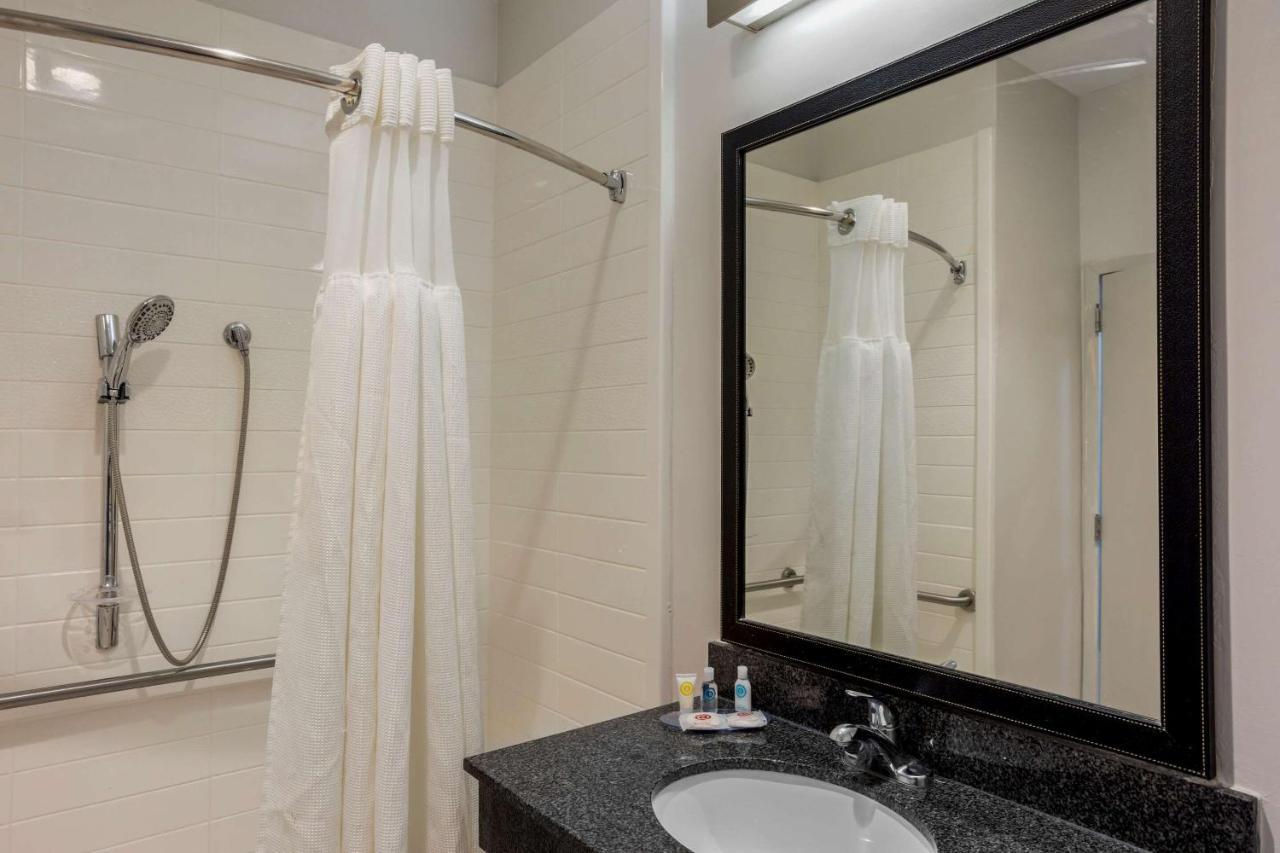 Comfort Inn & Suites Mt Laurel-Philadelphia Маунт-Лорел Екстер'єр фото