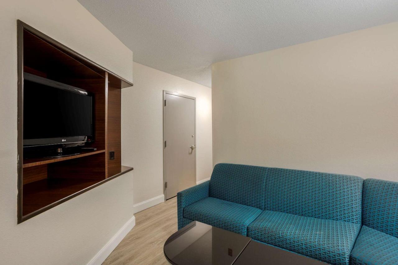 Comfort Inn & Suites Mt Laurel-Philadelphia Маунт-Лорел Екстер'єр фото